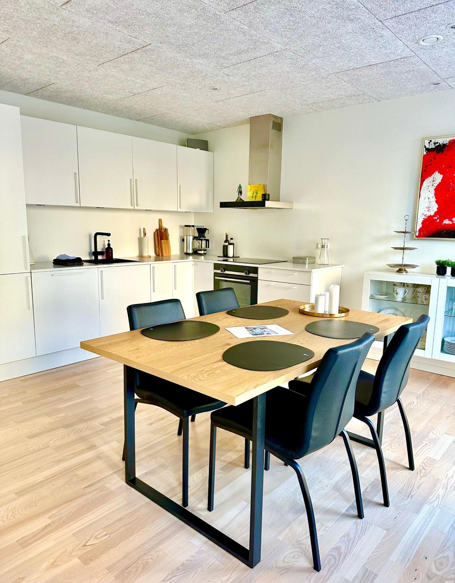 Luxury New Cozy And Quietly 95M2 Leilighet Tórshavn Eksteriør bilde